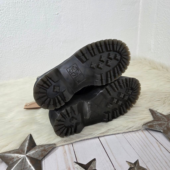 Dr. Martens jetta hi max leather platform boots black buttero patent size 5 NWT - Picture 6 of 8